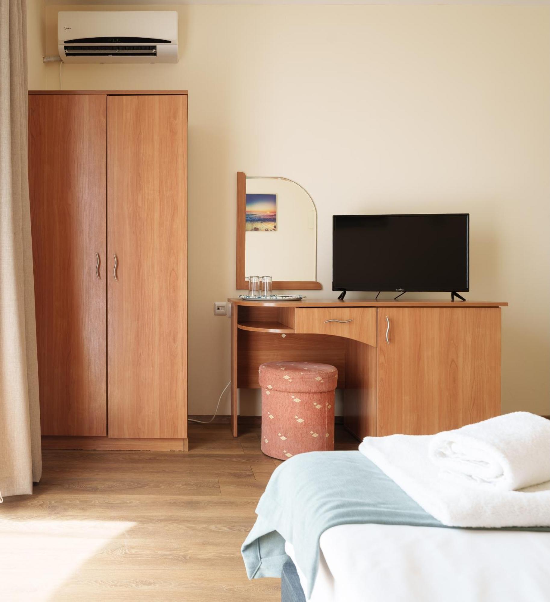 Hotel Milan Primorszko Kültér fotó
