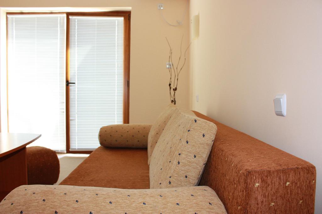 Hotel Milan Primorszko Kültér fotó